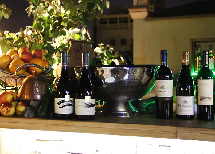Alma Boutique Hotel & Lounge