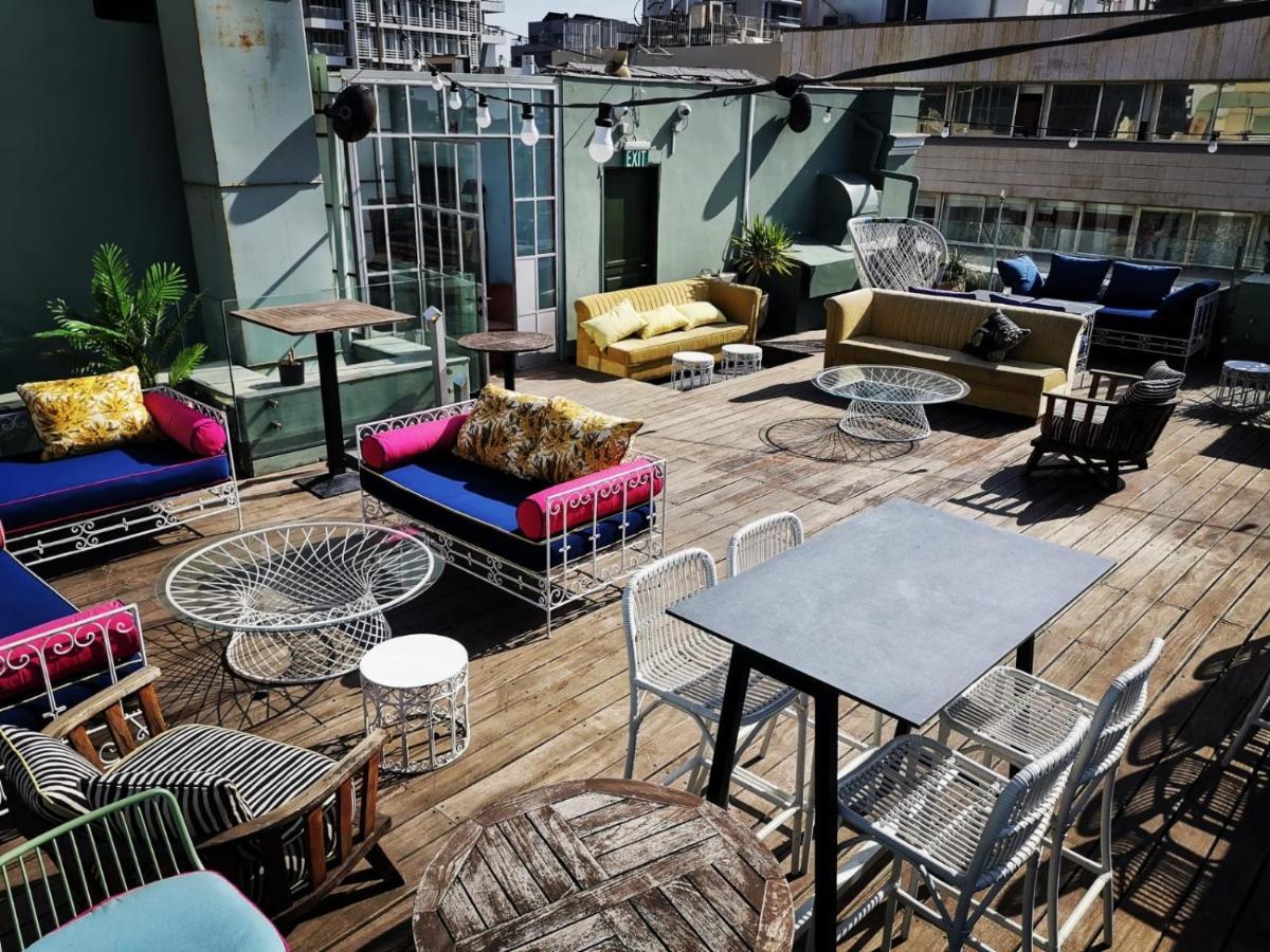 Alma Boutique & Lounge