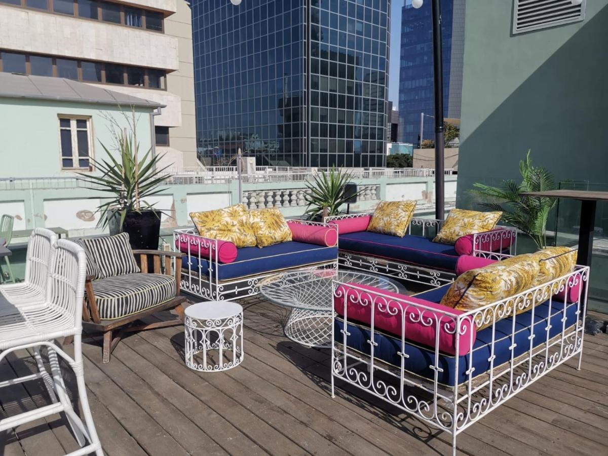 Alma Boutique & Lounge